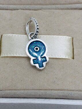 ✨🔥Pandora Opalescent Dangle Charm